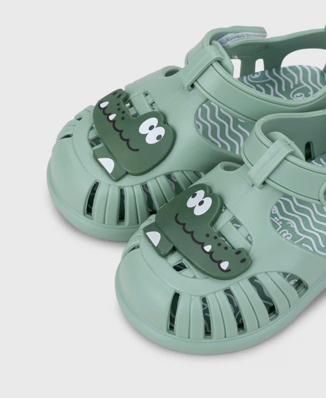 Cangrejeras Tobby Croco Matcha de Igor